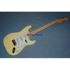   : st 250 electric guitar buff color china whole: Musical Instruments
