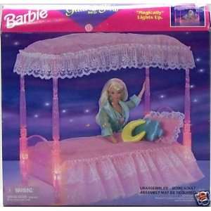  Barbie Glitter & Glow Bed: Toys & Games