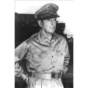 General Douglas MacArthur 16X24 Giclee Paper 