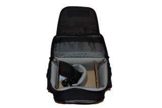 LOWEPRO EDIT 110 POINT AND SHOOT OR CAMCORDER PADDED CAMERA SHOULDER 
