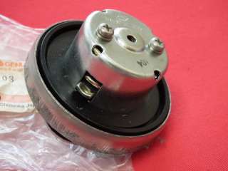 NOS Yamaha RD125 RD200 DT100 DT125 DT175 DT250 DT400 Tank Cap 498 