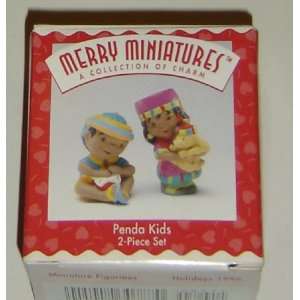  Hallmark Miniature Figurines Holidays 1996 Penda Kids 