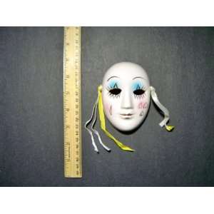  Ceramic Mini Mardi Gras Face Mask for Wall   201 D 