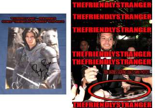 Pics of BEN BARNES signing Autographs is NOT included with Item***