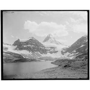  Mt. Assiniboine & lake,Alberta,Canada