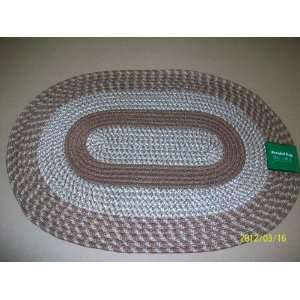  TAUPE, 20 X 30 BRAIDED OVAL RUG, RUNNER, 1 FOOT 8 INCHES 