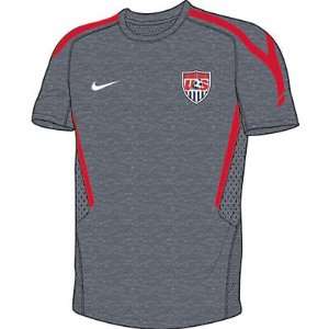  NIKE US CS SS H TRNG TOP (MENS)