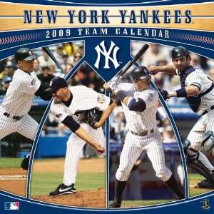  New York Yankees 2009 12 x 12 Team Wall Calendar: Sports 