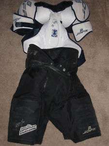   SIGNED AUTO GAME USED PANTS & SHOULDER PADS TAMPA BAY LIGHTNING  