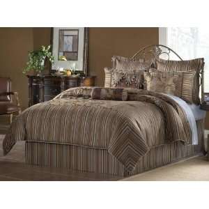  Gavin Paisley With Stripes 11 Piece Super Pack Comforter 
