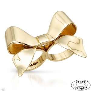 STEVE MADDEN Stylish Ring Beautifully Crafted in Gold Plated Base 