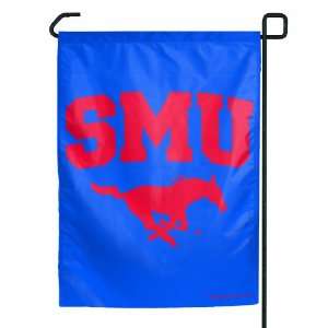  NCAA Southern Methodist Mustangs Garden Flag: Sports 