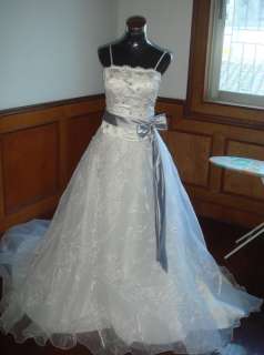 Silver  belt ivory wedding dress size2 4 6 8 10 12 24  