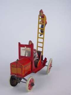 MARX Snoopy & Gus, Hook & Ladder Tin Wind up Fire Truck  