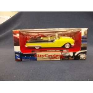    Collectable Toy Car (1955 Pontiac Starchief) 1:43: Toys & Games
