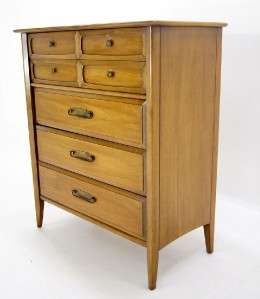 Lovely mid century modern high chest dresser by drexel. There are a 