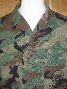 Mens Camo SEABEES Military Outer Button Shirt Medium  