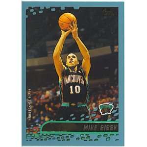  2001 02 Topps #179 Mike Bibby [Misc.]: Sports & Outdoors