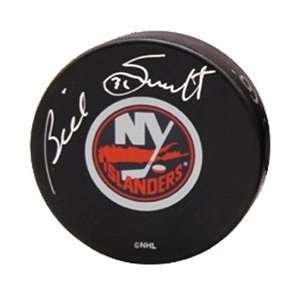    Billy Smith Autographed Hockey Puck PUCKSMI705 