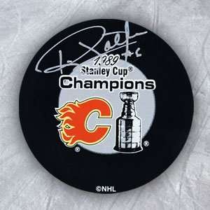  RIC NATTRESS Calgary Flames SIGNED 89 Cup Puck Sports 