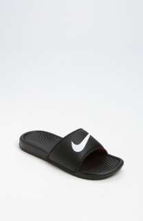 Nike Benassi Swoosh Sandal (Big Kid)  