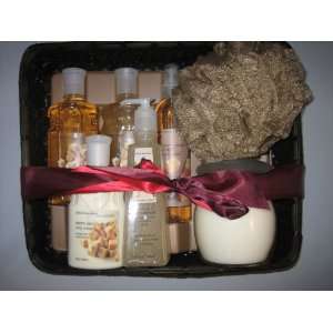: Bath and Body Works WARM VANILLA SUGAR Gift Basket including Shower 