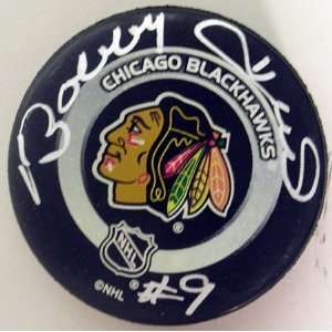  Bobby Hull Autographed Chicago Blackhawks Puck: Sports 
