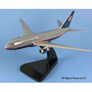  Model Airplane   United Airlines Boeing 767 Model Airplane 