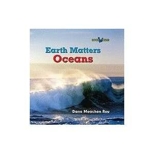  Oceans and Water Oceans and Water (Bookworms Earth Matters 