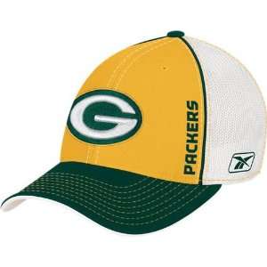 Reebok Green Bay Packers Gold Youth 2008 Draft Day Flex Fit Mesh Hat 