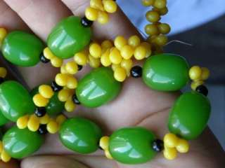   amber/faturan necklace in mint condition. (faturan is a mixture of