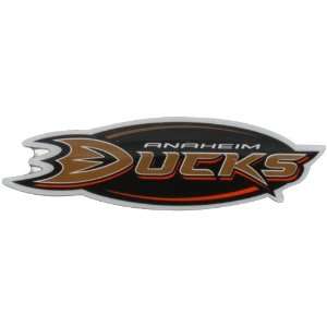  NHL Anaheim Ducks Team Logo Pin: Sports & Outdoors
