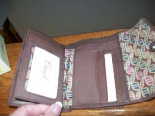 Fossil Olivia Multifunction Leather Espresso Wallet NWT  
