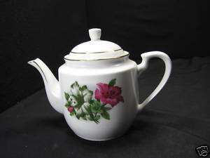 Vintage Made in Liling China Teapot Lilies  