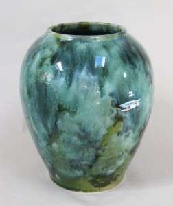 Brush McCoy Green Onyx 6.5 Vase #050  