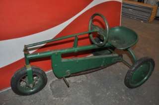   CHAIN DRIVEN EARLY 1900S PEDAL TRACTOR VERY RARE Item #712B9  