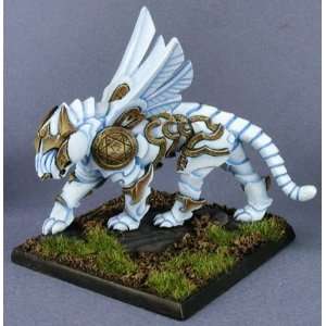  Warlord Guardian Beast RPR 14234 Toys & Games