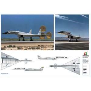   72 XB70 Valkyrie USAF Aircraft (Plastic Models) Toys & Games