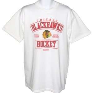  Mens Chicago Blackhawks Hockey Club White Tshirt: Sports 
