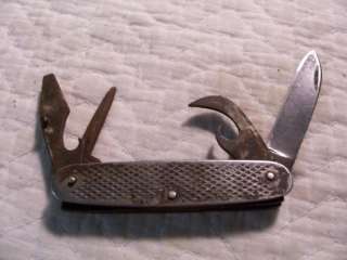 Military Pocket Knife   unmarked  