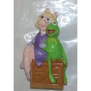   Pvc Figure  Disney Muppets Kermit the Frog & Miss Piggy Toys & Games