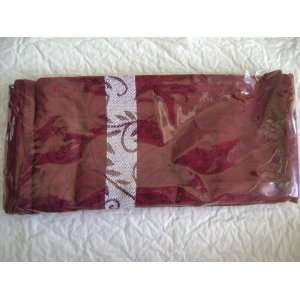 Pampered Chef Cranberry Vine Guest Towels