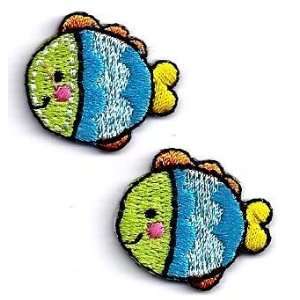 Fish(Pair)  Iron On Embroidered Applique/Children/Cute Critters, Sea 